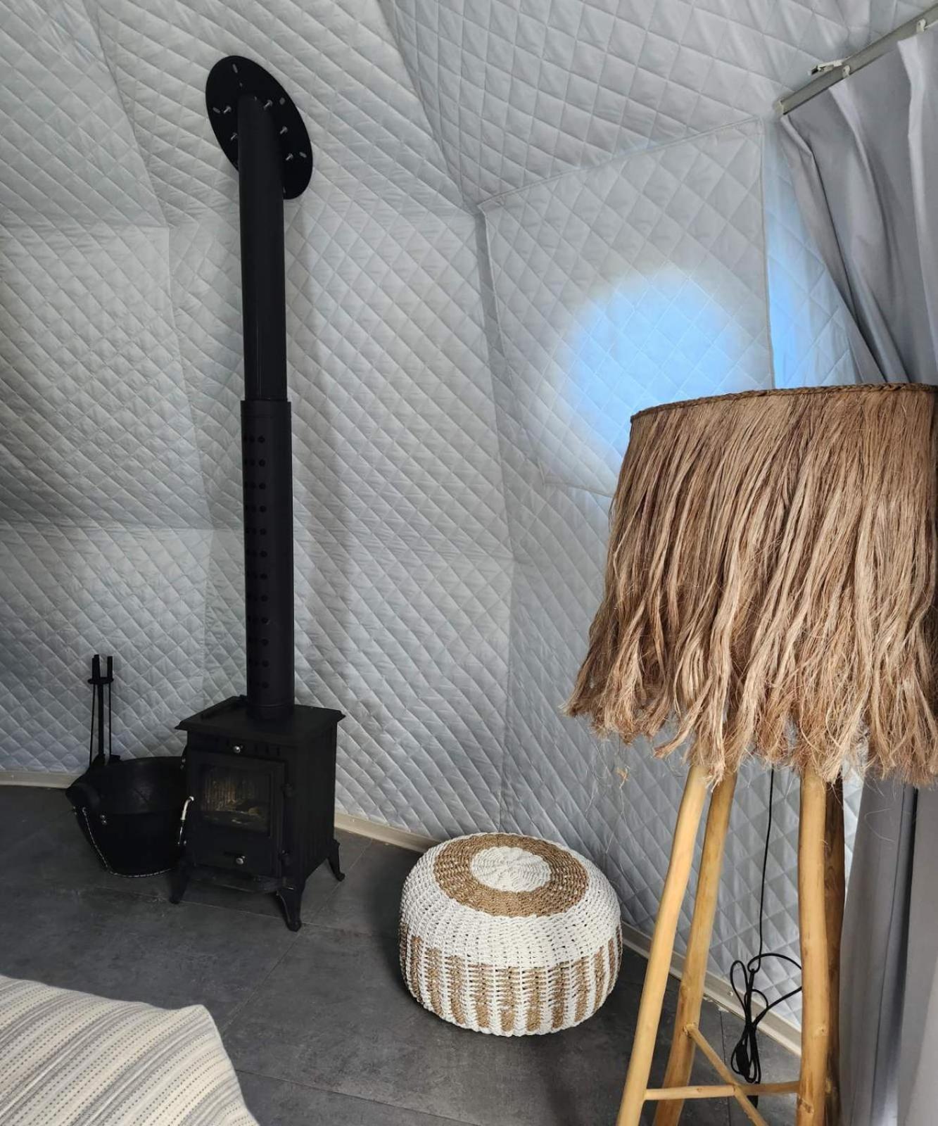 River Glamping Kalopanayiotis Cabană Kalopanagiotis